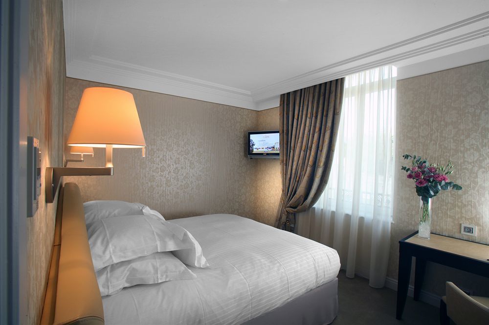 Hotel Princesse Flore Royat Exteriör bild